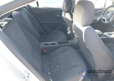 2012 Chevrolet Volt z USA, uszkodzony, nr VIN 1G1RA6E43CU123591